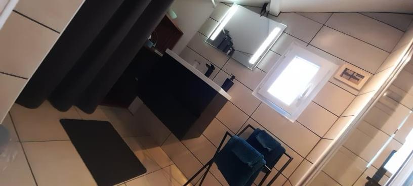 Chez Seb & Lulu, Studio D'Hotes Нешато Екстер'єр фото